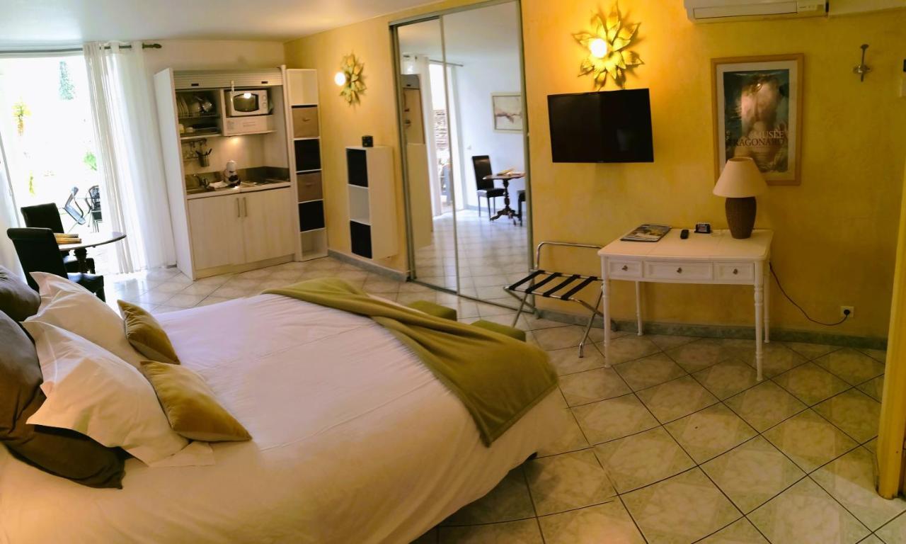Chambre d'hôtes La Potinière Saint-Raphael (Var) Exterior foto